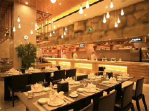 Dragon Palace Hotel (Wanlong Ski Resort)