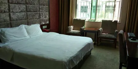 Yanling Fangyuan Hotel Отели рядом с достопримечательностью «Red Army Slogan Museum»