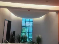 Yunrun Light Luxury Hotel Hotel di Qin County