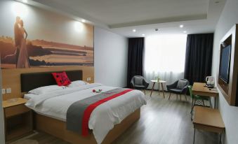 Junyi Chain Hotel (Tianmen baoan palza Store)