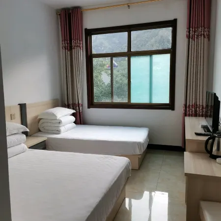 Lingshou Dingsheng Mountain Villa