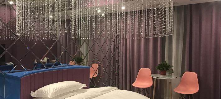 Cangxi Moonlight Impression Themed Business Hotel Hotels in Cangxi