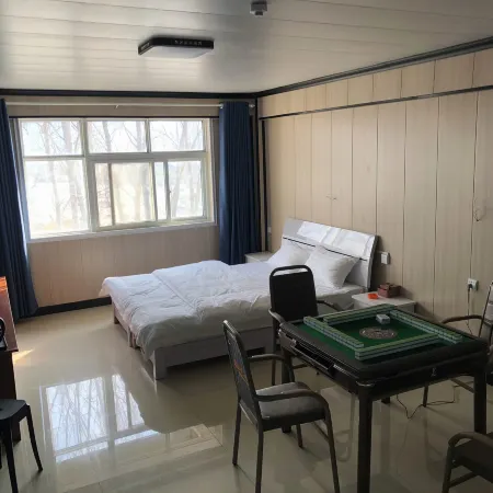 Xiping Haoting Hotel
