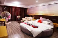 Junyi Hotel (Tongcheng South Gate Bus Station)