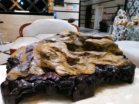 Haiyue Lijing Hotel Отели рядом с достопримечательностью «Zhongnan Square»