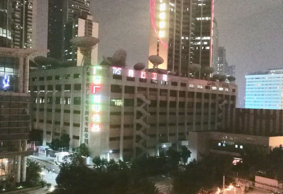 2. 위푸듄 아파트 ..