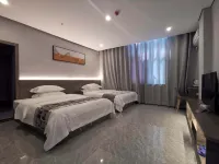 Taihe Zhongxin Hotel