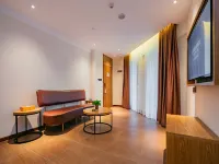 Yibin Lingang University City Exhibition center James Cafe Hotel