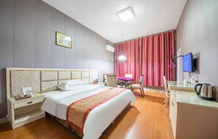 Dongfu Fashion Hotel