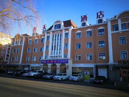 Dalian Spring Hotel (City Government People's Square Subway Station Branch)