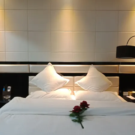 Yanshan Chengzhen Hotel
