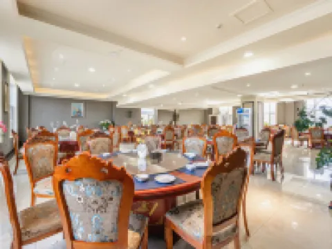 Yinlong International Hotel Hotels in Guide