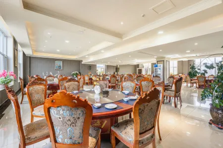 Yinlong International Hotel