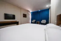 Linjiang Hotel
