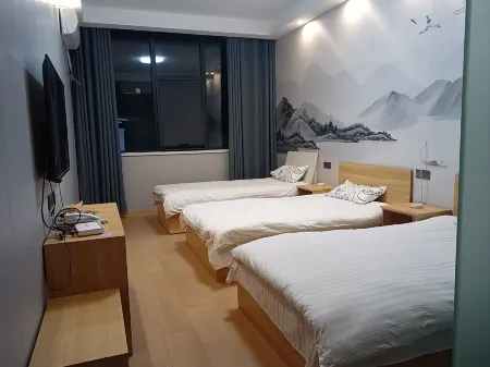 Haixia Hotel Отели в г. Синьань