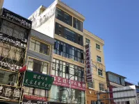 Xingren Time Boutique Hotel Hotel a Xingren