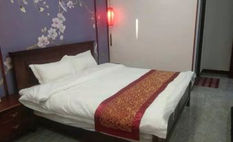 Shenqiu Qijian Homestay
