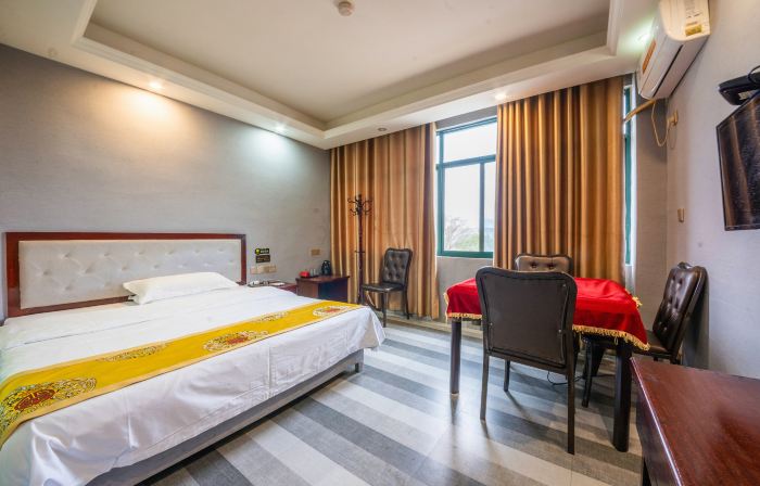 Ningdu Waitan Yihao Hotel