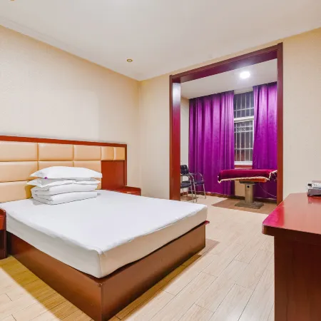 Yijia Hotel (Century City Branch)