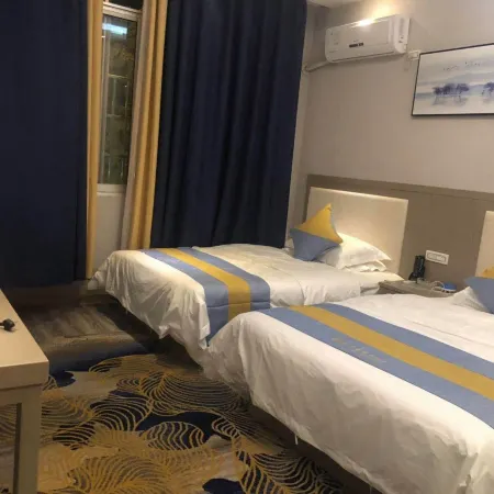 Yiliang Xiyue Homestay Отели в г. Илян