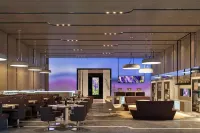 Squirrel Smart Hotel Hotels in You County