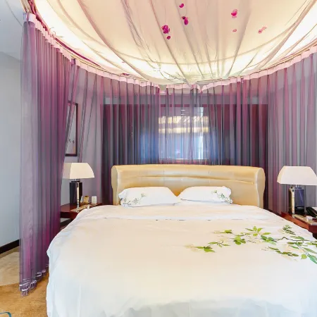 Xinxing Century Hotel