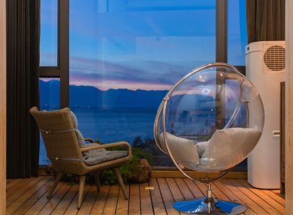 Yunjun Sea-view Design Apartment