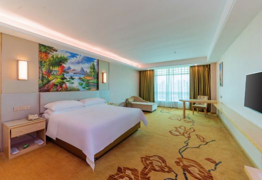 2. 비엔나 호텔 (..