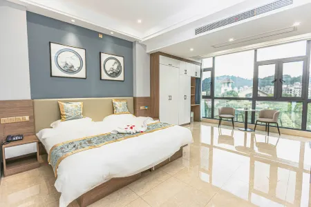 Yichun Huge Hot Spring Holiday Villa Отели в г. Ичунь