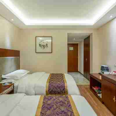 Shuanglong Hotel Rooms