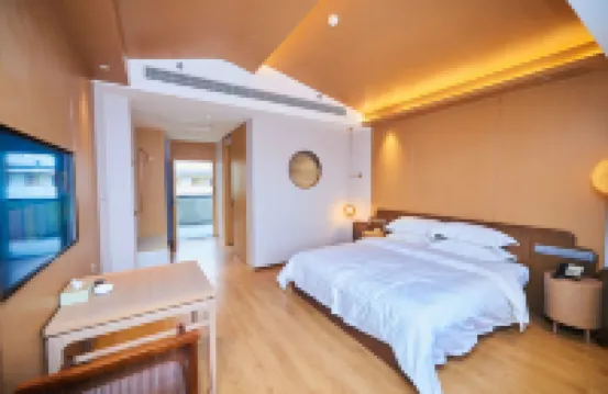 Yilong Yulu Hotel
