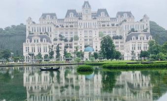 Home Inn Ripple Hotel (Guiyang Flower Orchard White House)