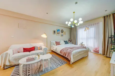 First Seeing Homestay Отели рядом с достопримечательностью «Minghe Courtyard»