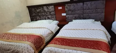 Chongqing Zhouyi Business Hotel
