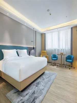 潮漫酒店（深圳寶安體育館西鄉地鐵站店） 鄰近西鄉體育中心-游泳俱樂部的酒店