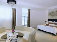 Kangding Liwan Yabuda Hotel Hotels in Kangding