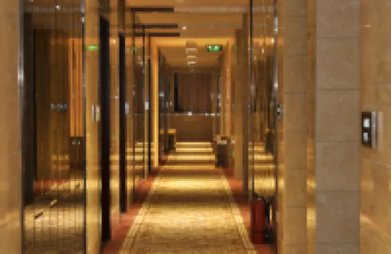 Longyou Haoting Pinshang Hotel