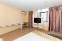 Home Pebble Hotel (Yangzhong Pedestrian Street Jiangzhou East Road)