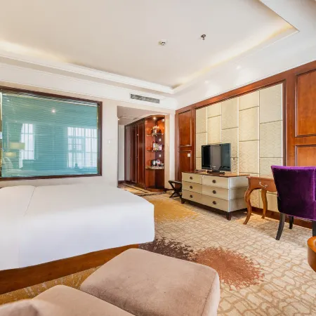 Hengfa International Hotel(near the Weiyuan Tower)