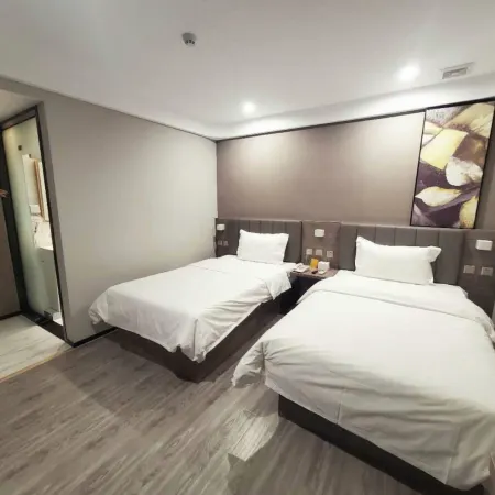 7 Days Premium Hotel (Beijing South Railway Station Jiaomen East Subway Station)