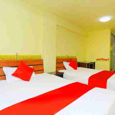 Jinzhou Fujia Hotel Rooms