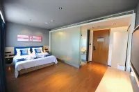 Chonpines Hotel (Chunliu Metro Station) Отели в г. Даляньский международный аэропорт Чжоушуйцзы