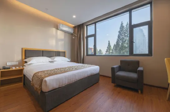 Ningbo Yijia Hotel