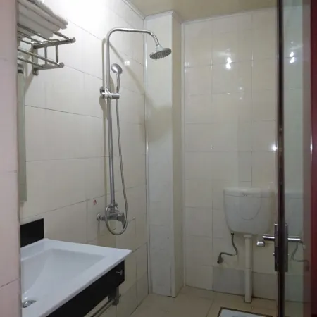 Gejiu Jinyuan Hotel Отели рядом с достопримечательностью «Honghe Vocational and Technical College»