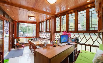 Oriental Hotel Guozhi Good Shops - Housity