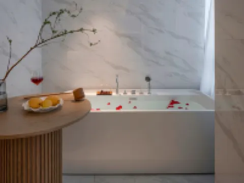 Paris Puya Designer Hotel (Wenling City Center ING Branch) Hotels in Wenling