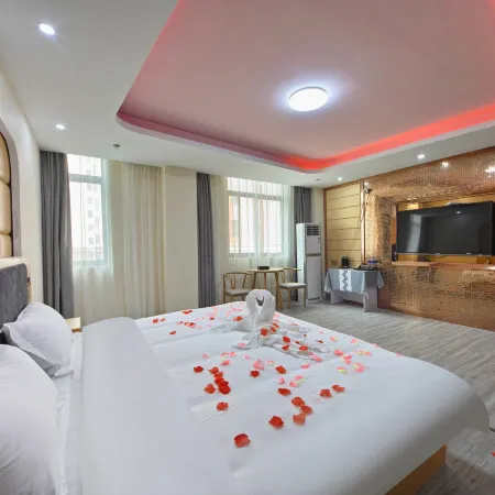 Pebble Hotel (Suixi Qianlong Lake Guobin No.1)