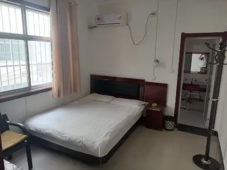 Jiapeng Hotel, Yucheng Отели в г. Пучэн