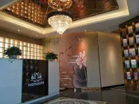 Yuji Theme Hotel (Yangqu Fantawild Oriental Heritage) Hotels in Yangqu