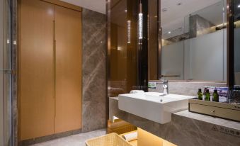 Xing Too Peng Ya Hotel(Buji Da Fen Metro Station Store)